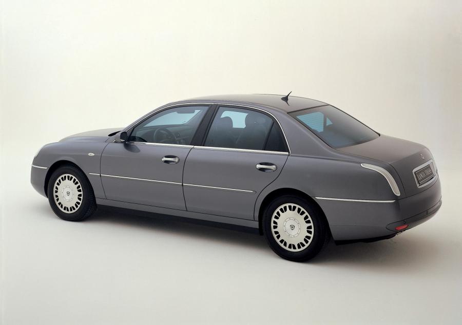  Lancia Thesis 2002 года  (фото 34 из 199)